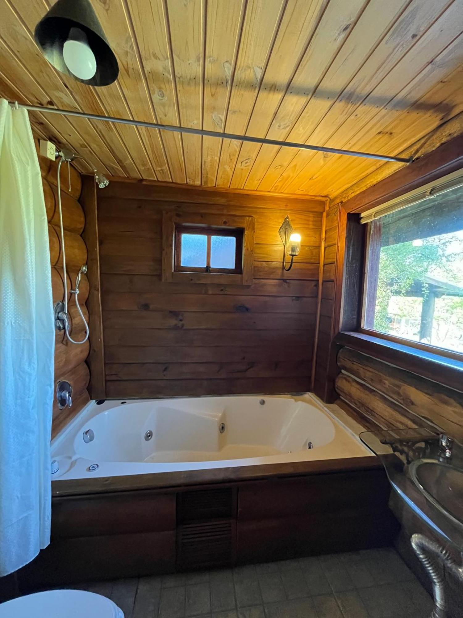Casa No Campo, Aconchego Com Lareira E Banheira Em Quase Todas Cabanas!